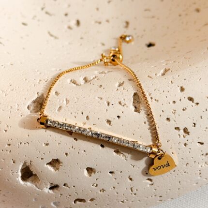 Βραχιόλι με μπάρα απο swarovski